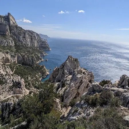 20 M2 Dans Les Calanques * 마르세유